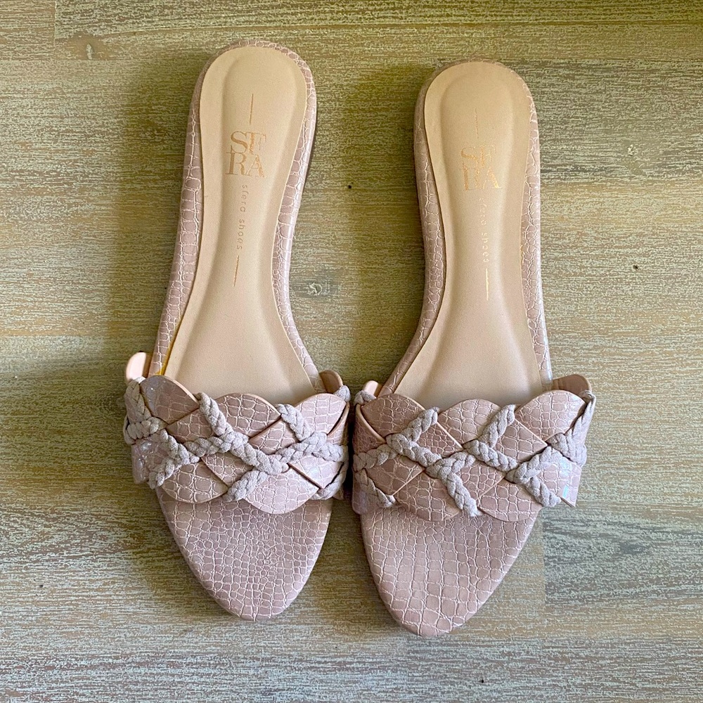 Nude/Blush Sfera Sandals, size 7 (38)